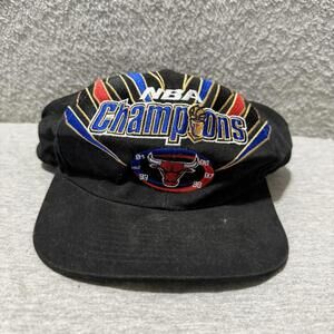 Chicago Bulls Snapback Adult Black One Size NBA Basketball Champions Men’s